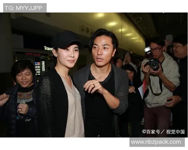 宠妻足球明星的甜蜜生活与赛场荣耀交织的浪漫故事